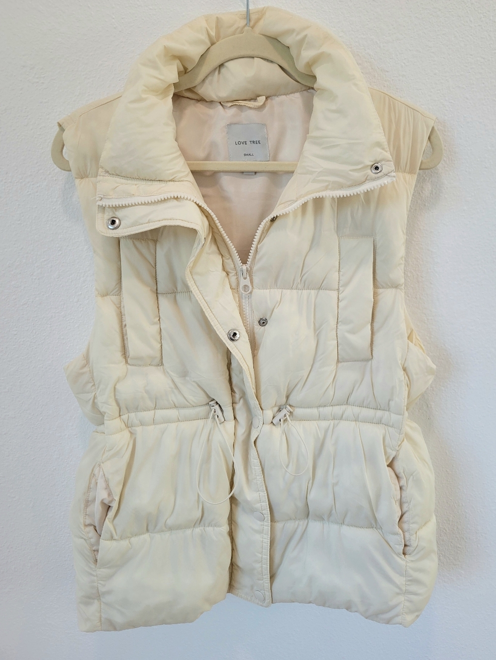 Love Tree Women’s S Cream Puffer Vest Cinch Waist Zip Snap Cozy Minimalist